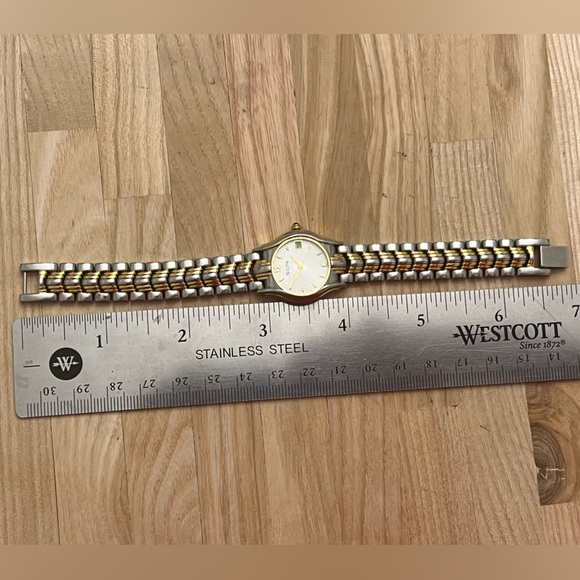Bulova Ladies Watch Silver Dial Two Tone Bracelet Date Window Rare 98U02 - Picture 13 of 14